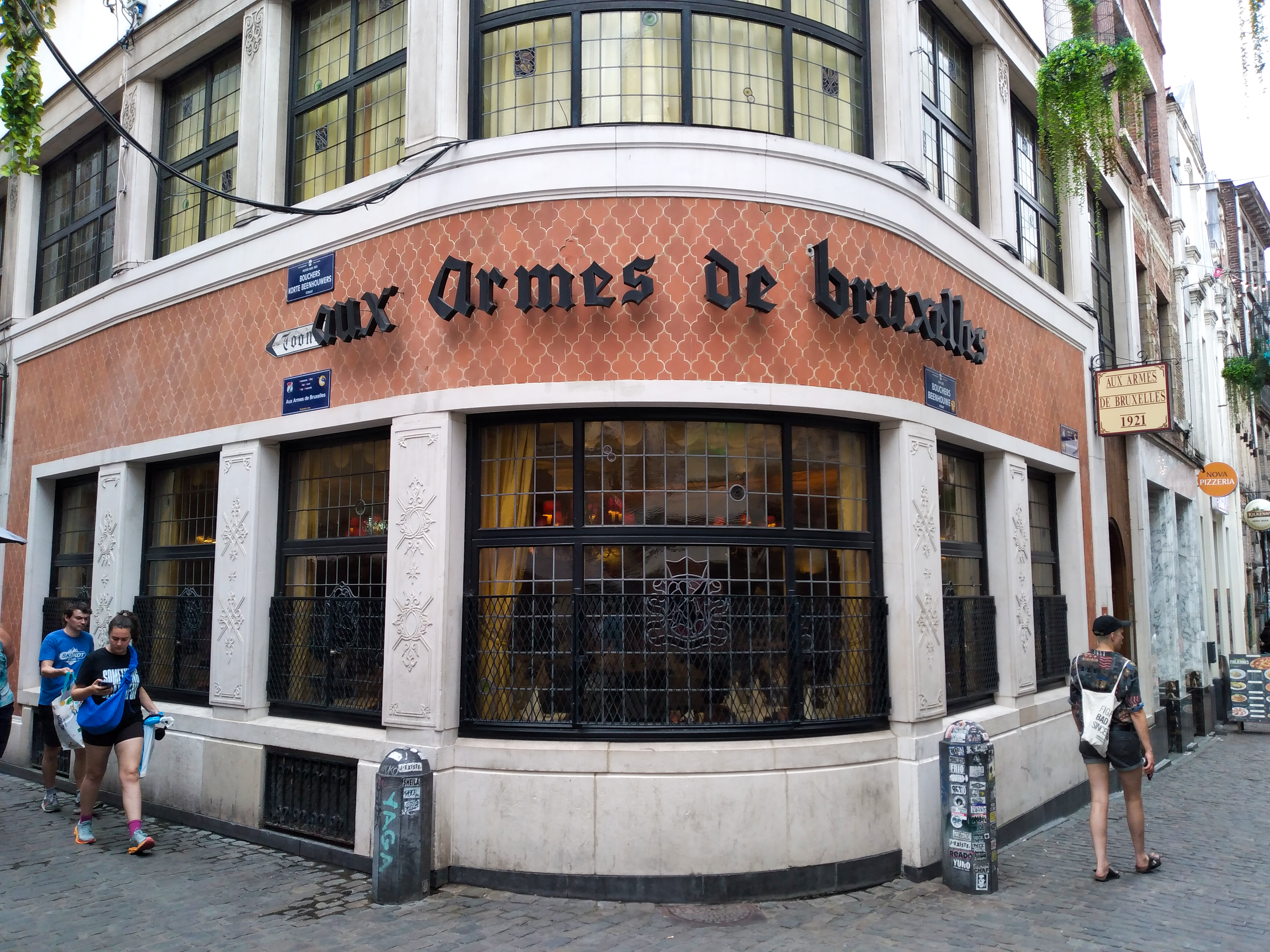 La façade du restaurant Aux Armes de Bruxelles